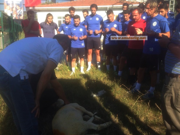 Beyoğlu Yeniçarşıspor dualarla sezonu açtı
