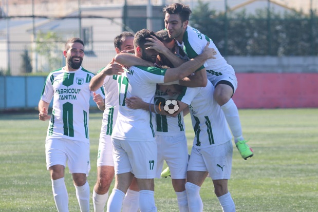 Haliçspor ilk galibiyetini aldı