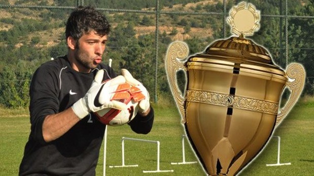 Alacakları ödenmeyince şampiyonluk kupasına el koydu!
