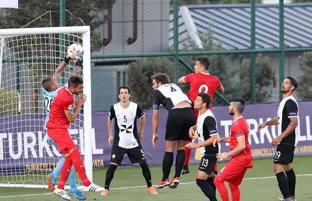 UEFA Regions’ Cup’ta finalistler belli oldu