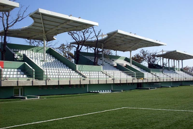 ‘Statta lavabo yok’ diye seyirciye yasak geldi