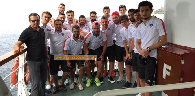 Alibeyköyspor kamp için Susurluk’a gitti