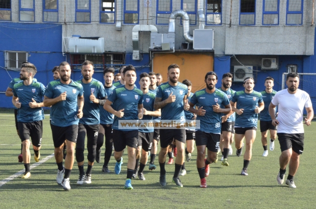 Alibeyköyspor çalışmalarını sürdürüyor