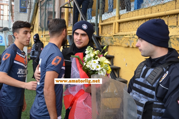 Alibeyköyspor’dan polislere anlamlı davranış