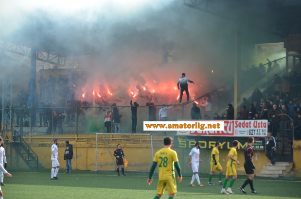 Alibeyköyspor taraftarı geri döndü