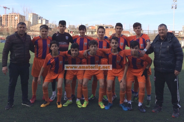 Alibeyköyspor şampiyonluğa koşuyor