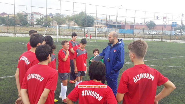 Selim Gökbayrak istifa etti