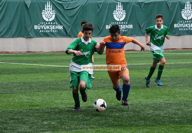 Öz Alibeyköyspor farklı geçti