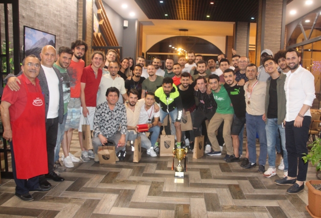 Atlas Yıldızspor şampiyonluğunu kutladı