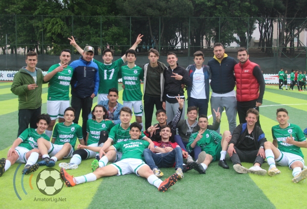 Balkan Yeşilbağlarspor lideri devirdi