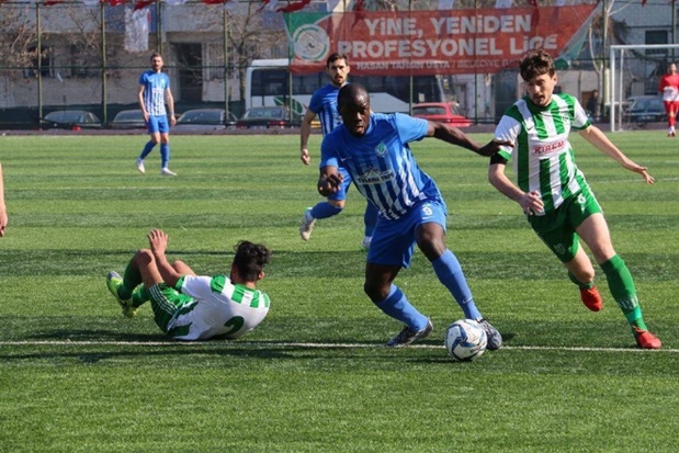 Velimeşespor Bebbe ile yeniden anlaştı