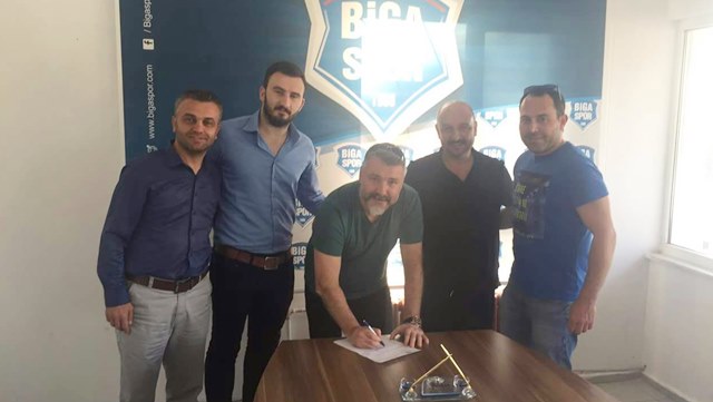 Bigaspor Küçük ile devam kararı aldı