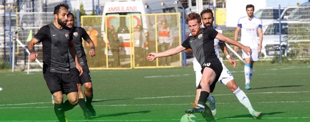 Tuzlaspor son saniyede teslim oldu