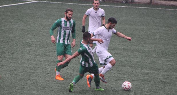 Vefa İzmir’de takıldı