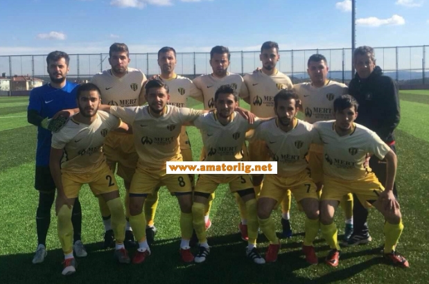 Çantaköyspor emin adımlarla geliyor