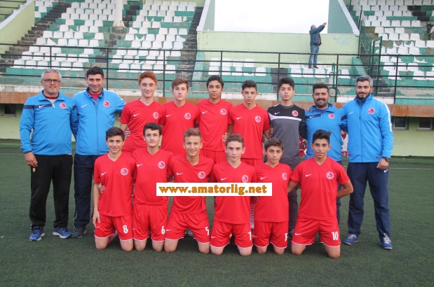 Çekmeköy Bld. Alemdağspor zirvedeki yerini korudu