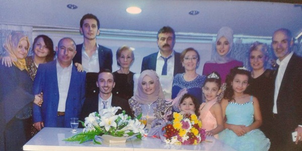 Çelik evlilik için imzayı attı