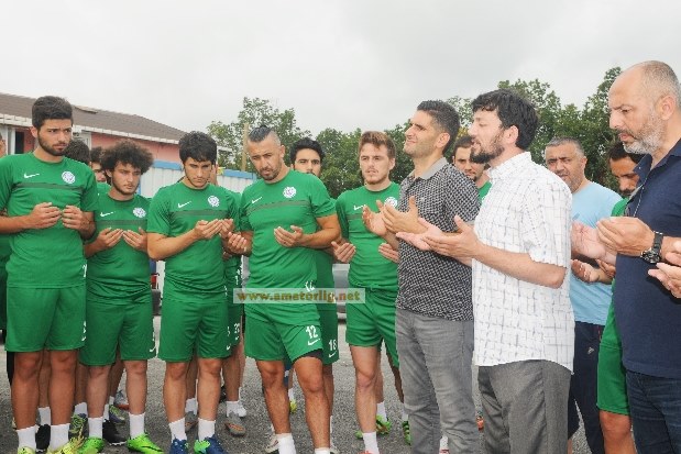 Sezonu dualar ve 3. Lig parolası ile açtılar