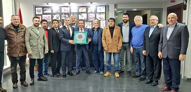 Bağcılar Kulüpler Birliği İASKF’yi ziyaret etti