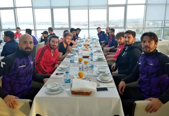 Sinopspor Boyabat 1868 maçı için kampa girdi