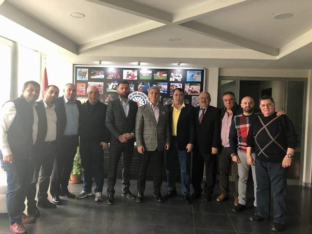 İstanbul’un en büyüğü gece maçında belli olacak