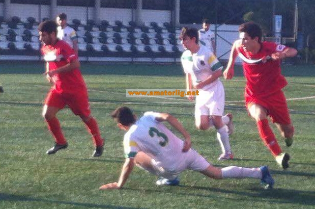 Şampiyon Dikilitaşspor ter attı