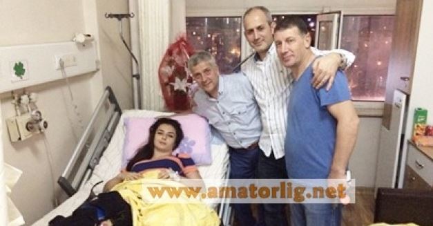 Dilek ve Hülya ameliyat oldular