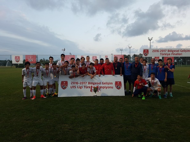 Bölgesel Gelişim U15 Ligi’nde şampiyon Kasımpaşa