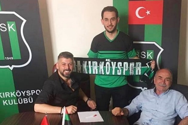 Esat Özcanlı yeni sezonda Bakırköyspor’da