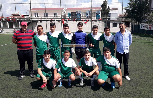 Gaziosmanpaşa Romanspor sahaya indi