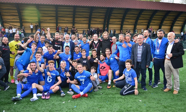 Bursa’da Yıldırım Belediyespor şampiyon oldu