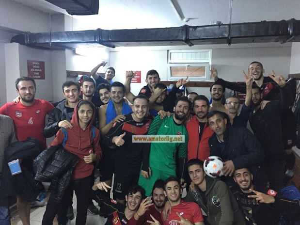 Galata adım adım geliyor