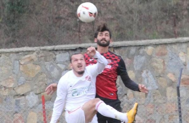 Beylerbeyispor’a Gölcük’te şok