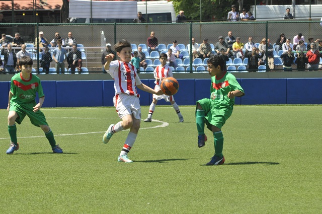 Gültepe Özgençlikspor son dakika golü ile yıkıldı