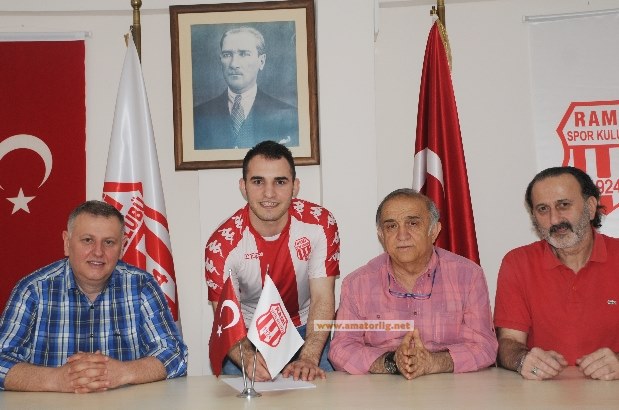 Hakan Gözübüyük sözleşme yeniledi