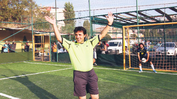 Hakemlikten atıldı şimdi MHK Adayı