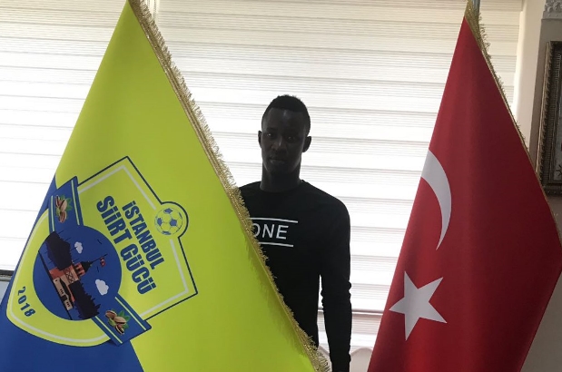 İstanbul Siirtgücüspor’a şampiyon ön libero