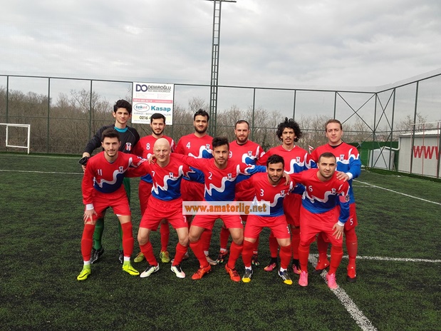Üsküdar İcadiyespor farklı başladı