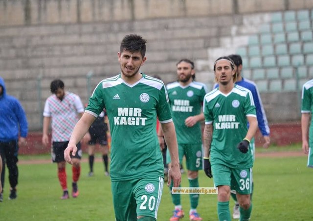 Yeniçarşıspor BAL’dan iki futbolcu transfer etti