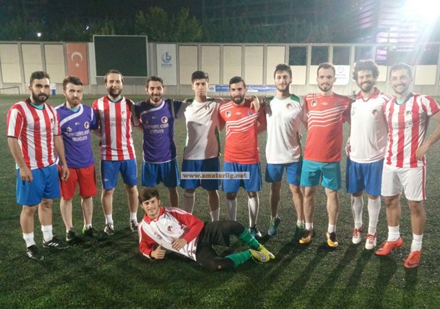 Şafak 76’dan 9 imza