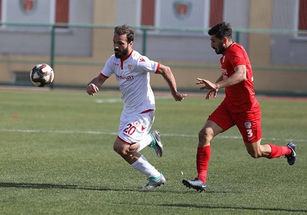 Sancaktepe Belediyespor 9 kişiyle kazandı