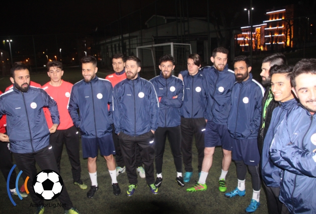 İstanbul Esnafspor’da imzalar atıldı