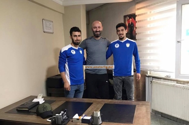 Kanaryaspor’dan üç imza