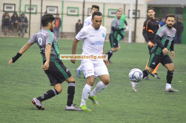 Karadolapspor ilk devrede attığı gollerle kazandı