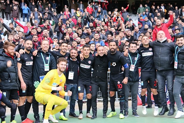 Erkan Zengin şov yaptı Karagümrük kazandı