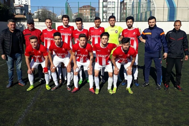 Kartal Bulvarspor şampiyonluğa koşuyor