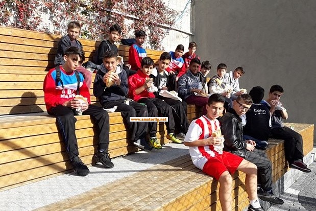 Galibiyet primleri köfte ve ayran