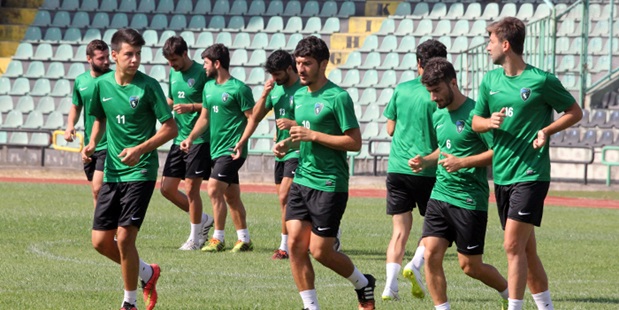 Kocaelispor evinde çalıştı