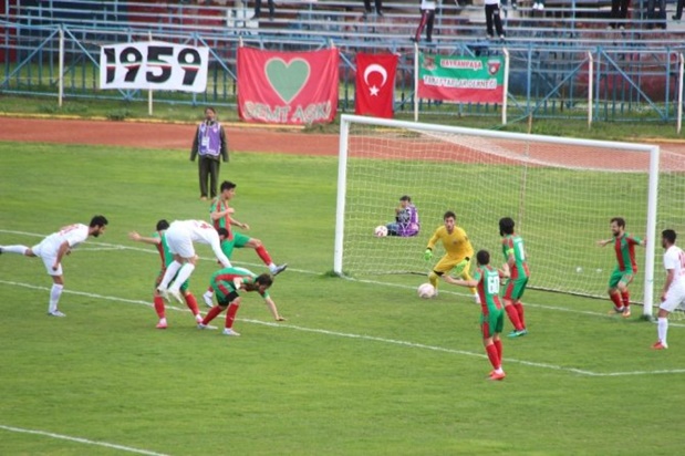 Bayrampaşaspor deplasmandan puanla ayrıldı