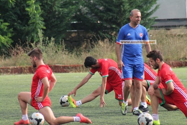 Metin Akçiçek görevinden istifa etti